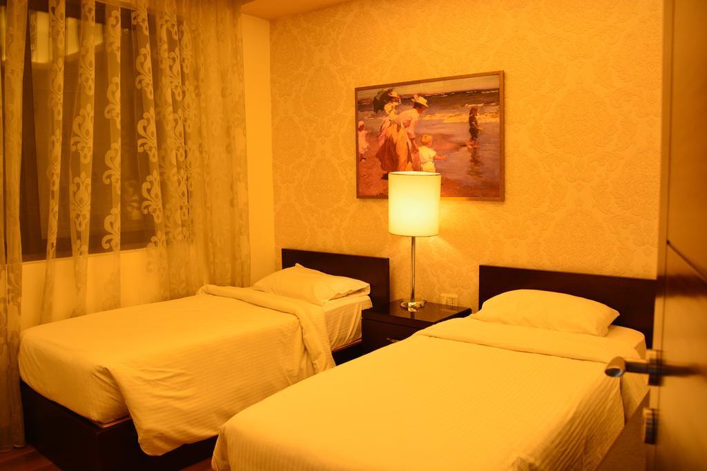 Nadine Hotel Suites Amman Exterior photo